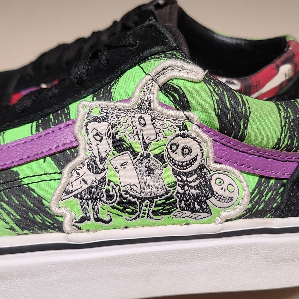 Vans X Nightmare Before Christmas old skool skateboard sneakers size 7 1/2 - Picture 6 of 13